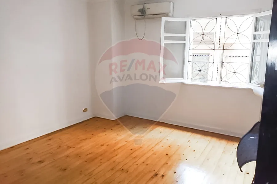 Apartment For Rent 150 m Roushdy (Directly On Tram Station) - For Administrative Use