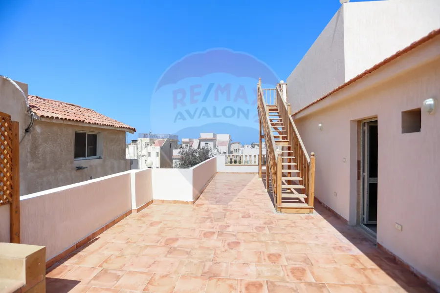 Chalet + Roof for Sale (Badr Village) 344 m