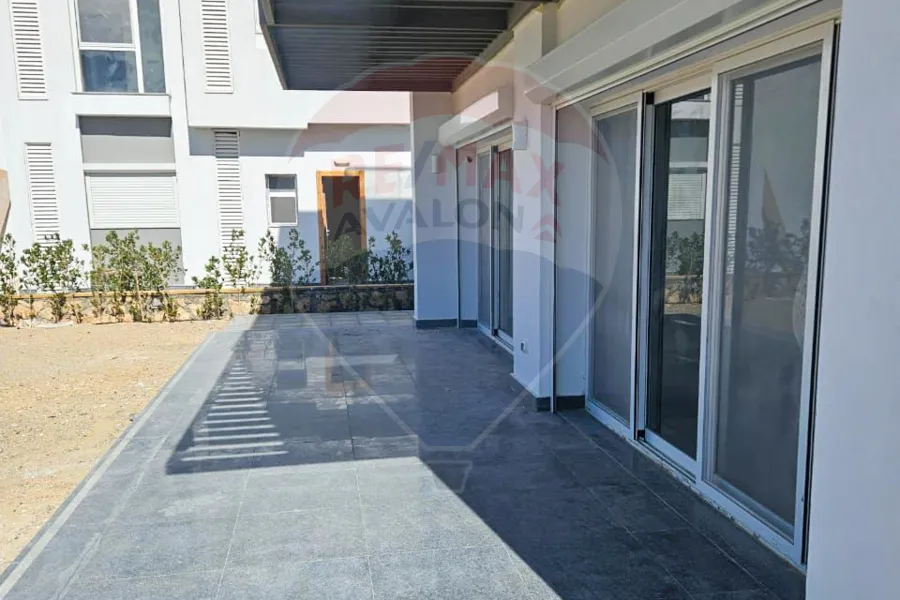 فيلا ستاندالوان للبيع (مزارين - العلمين) 720 م