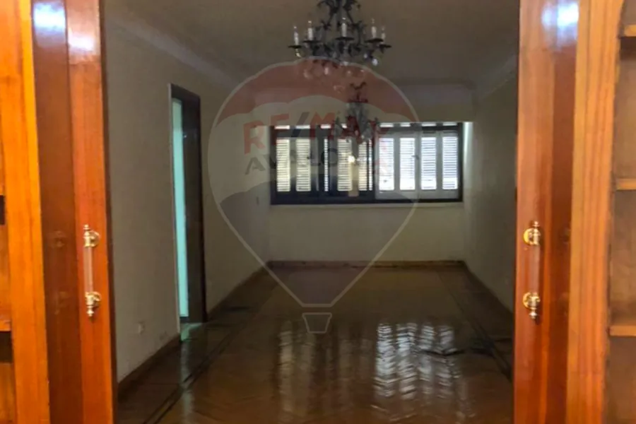 شقة للبيع 120 م سموحة (خطوات من مول زهران)