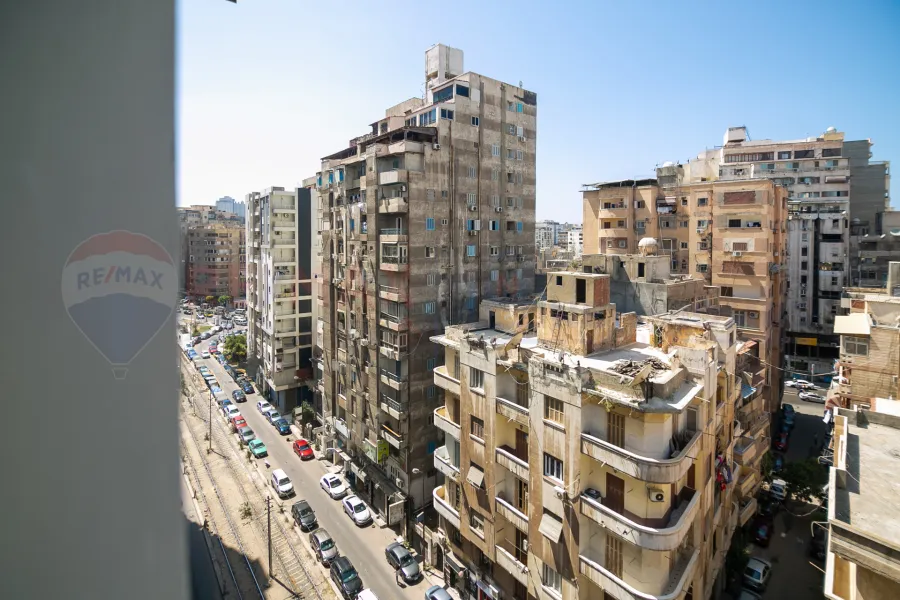 Apartment for rent furnished 200 m Fleming (directly on the tram - Brand Tower)