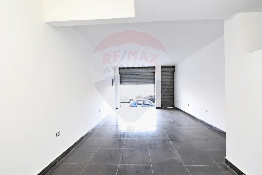 محل للإيجار 47 م سموحة (ش الريادة)