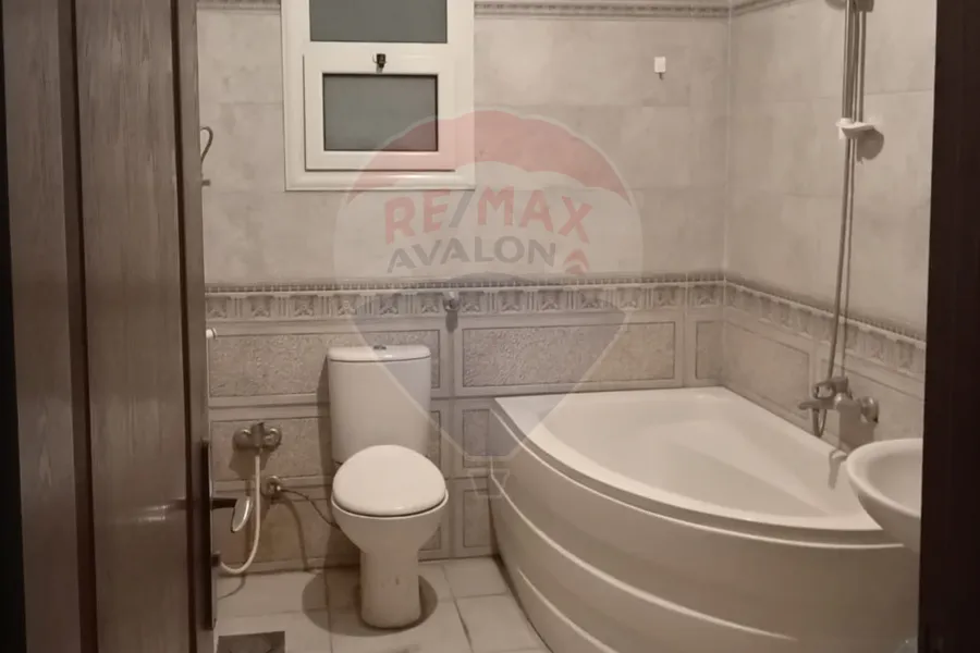 Apartment for sale 192 m Shatby (Mohamed Shafiq St.)