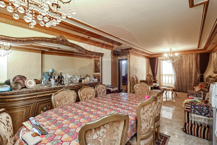 Apartment for sale 160 m kafr Abdo (mohamed safwt st)