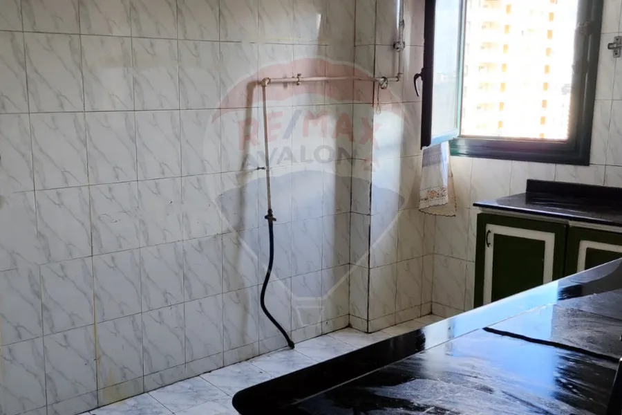 Apartment for rent 170 m Azarita (In front of the Faculty of Medicine)