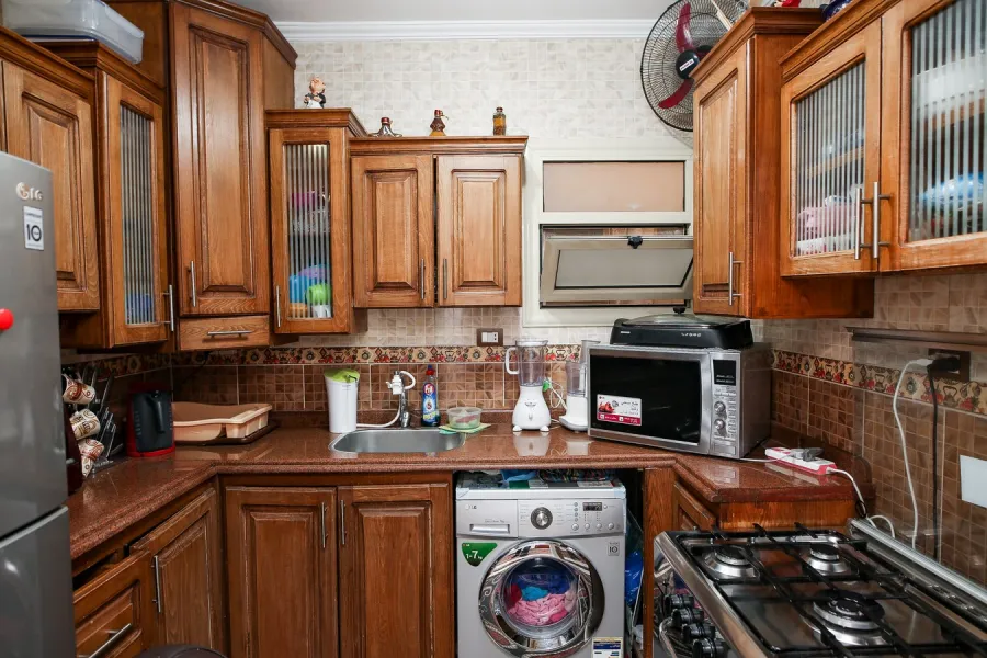 شقة للبيع 134م سموحة (خلف مستشفي المدينة للمراة)