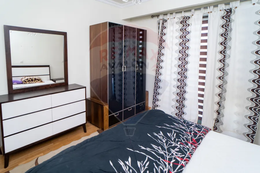 شقة للايجار 298 م سان ستيفانو (ابراج الفورسيزون)