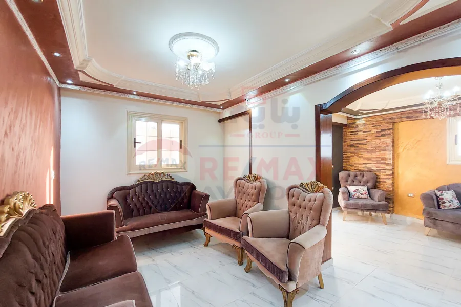 Apartment For Sale 180 m San Stefano (Steps From The Sea)