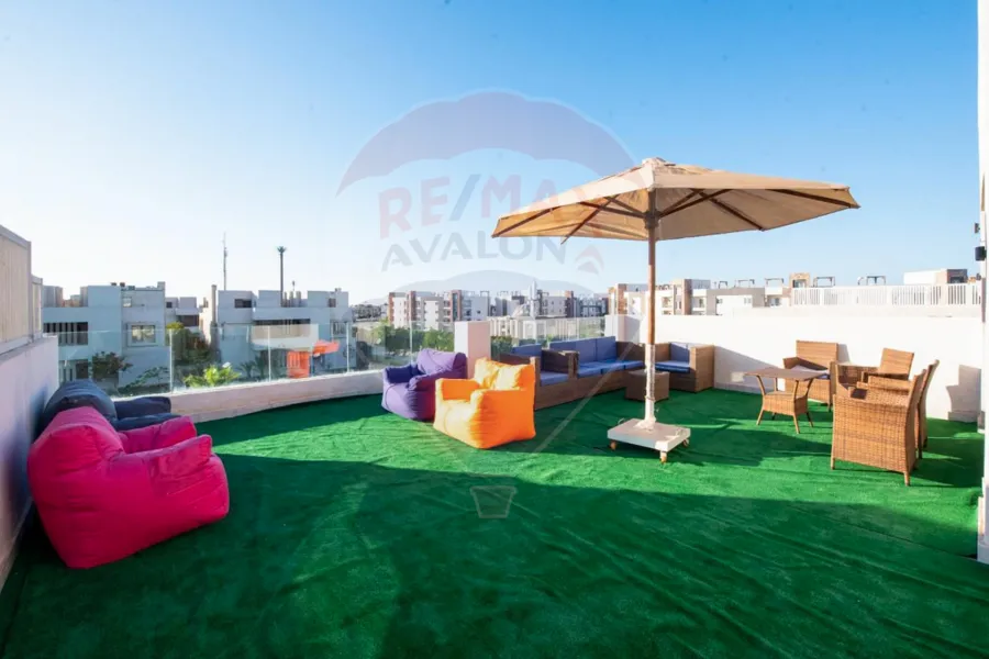 شاليه دوبلكس + رووف للبيع (هاسيندا باي) 235 م