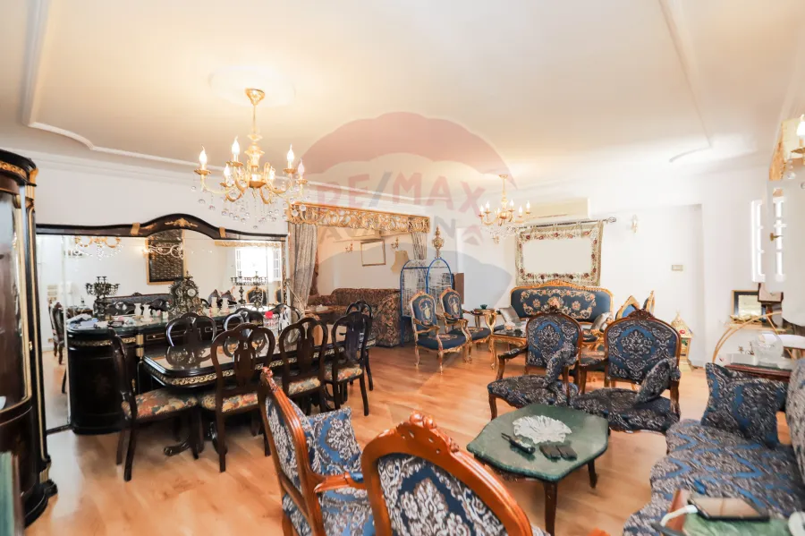 Apartment for sale 160 m Louran (Steps from abo qeer st & Teram.)