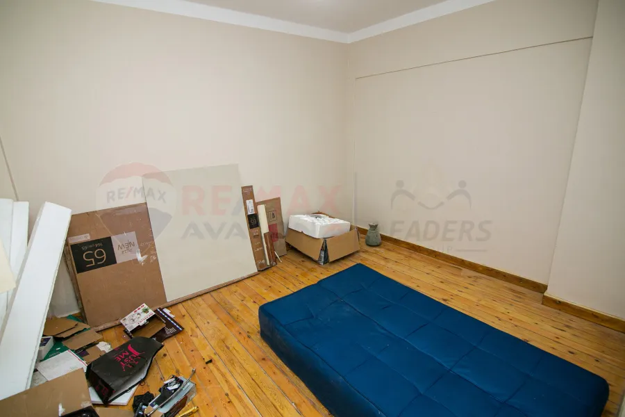 Apartment for sale 200 m Bolkley (Ahmed Helmy St.)