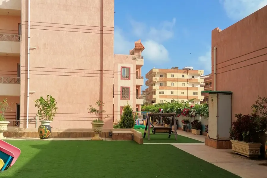 شالية + روف للبيع (كرير ريزورت) 101 م