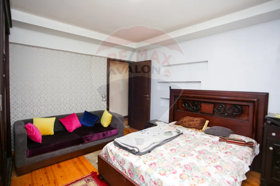 شقة للبيع 165 م (السرايا)