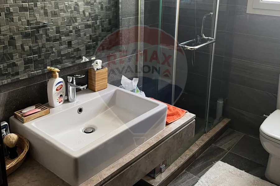 Ground chalet with roof for sale (Hacienda Bay - Sidi Abdel Rahman)