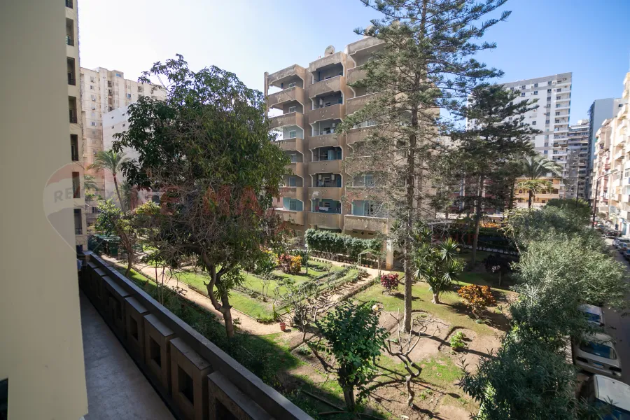 Apartment for sale 280 m Louran (Ibrahim Nasr St.)