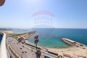 شقه للبيع 600 م سان ستيفانو (على البحر مباشرة)