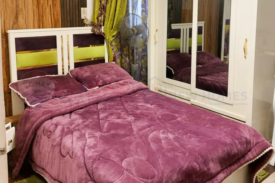 شقة للايجار المفروش 135 م لوران (ش ابو قير)