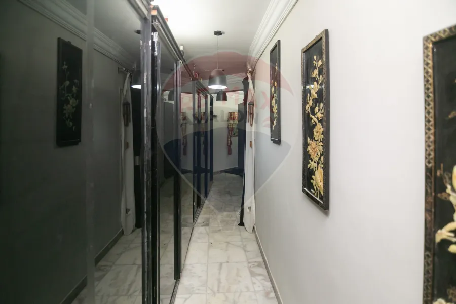 دوبليكس للبيع 245 م سموحة (أبراج الوطنية)