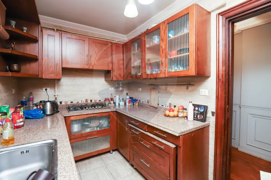 شقة للايجار المفروش 190 م كفر عبده ( ش الاسماعيليه - عماره هريتدج )