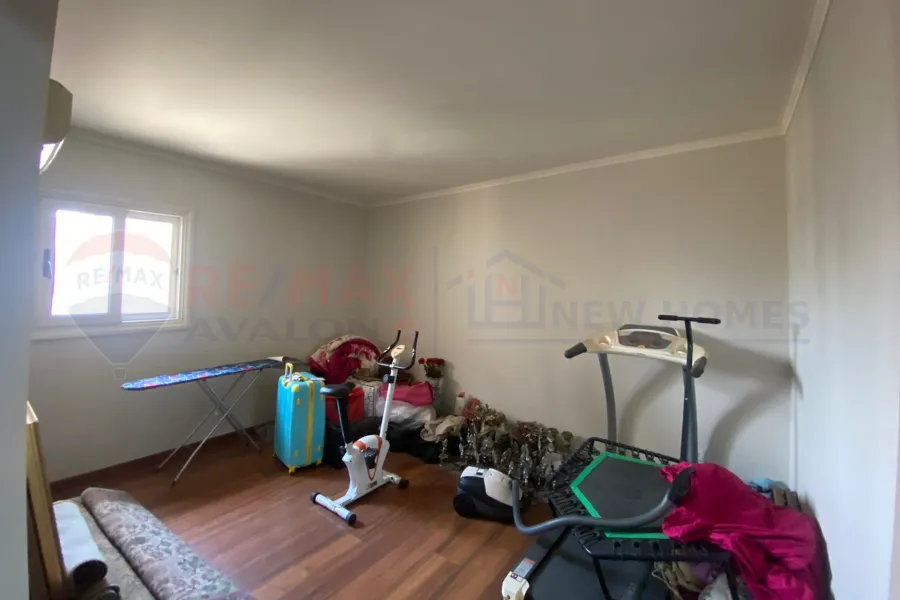 شقة للبيع 205 م كفر عبده (ش الاسماعيلية)