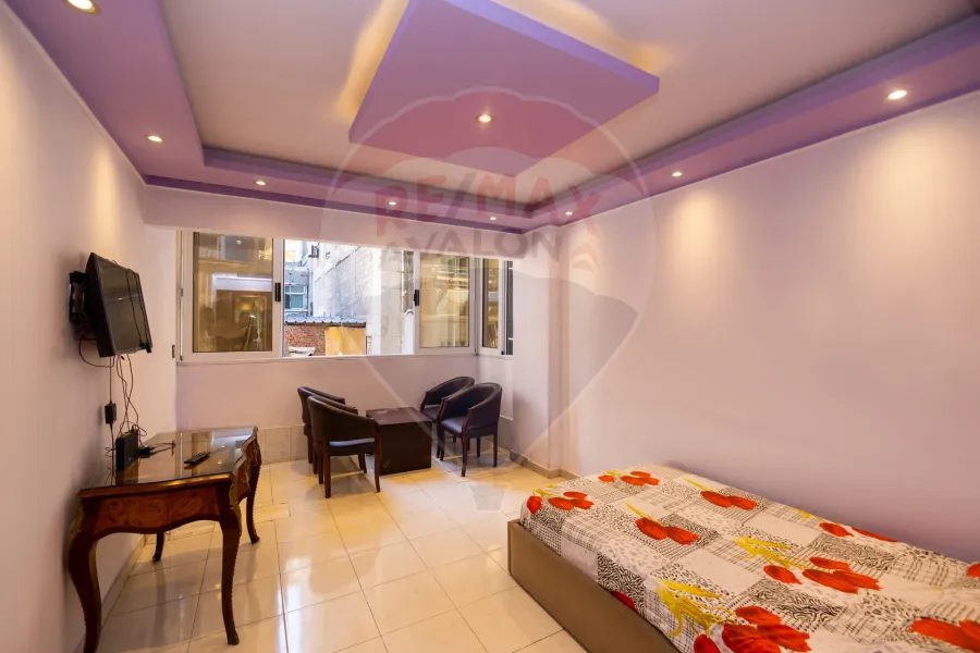 شقة للبيع 140 م المندرة (أمام كوبري 45 - على البحر مباشرة)