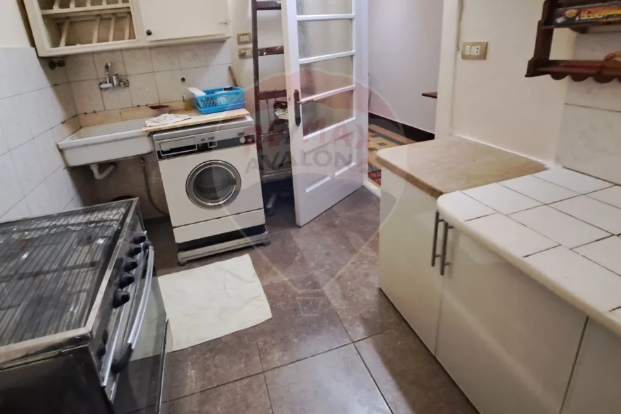 شقة للايجار المفروش 135 م الابراهيمية (ش اللاجيتيه)