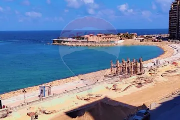 شقة للبيع 110 م  سيدي بشر (علي البحر مباشرة)
