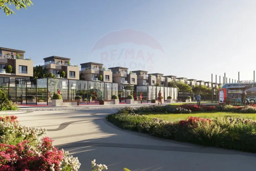 villa town house for sale 210m october (Compound West woods Sun Capital)