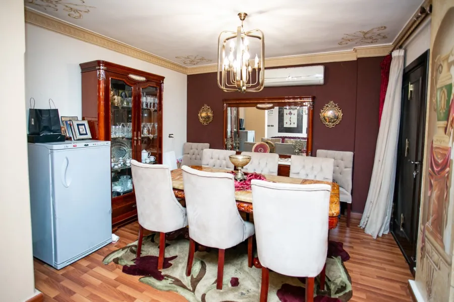 Apartment for sale 150 m Roushdy (Syria St.)