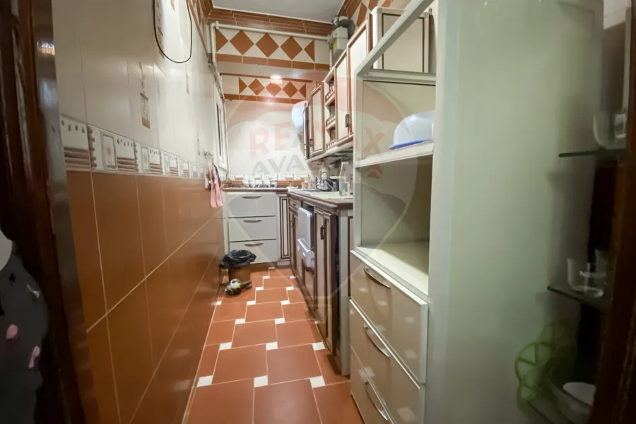 شقة للبيع 135 م سموحة (ش توت عنخ امون)