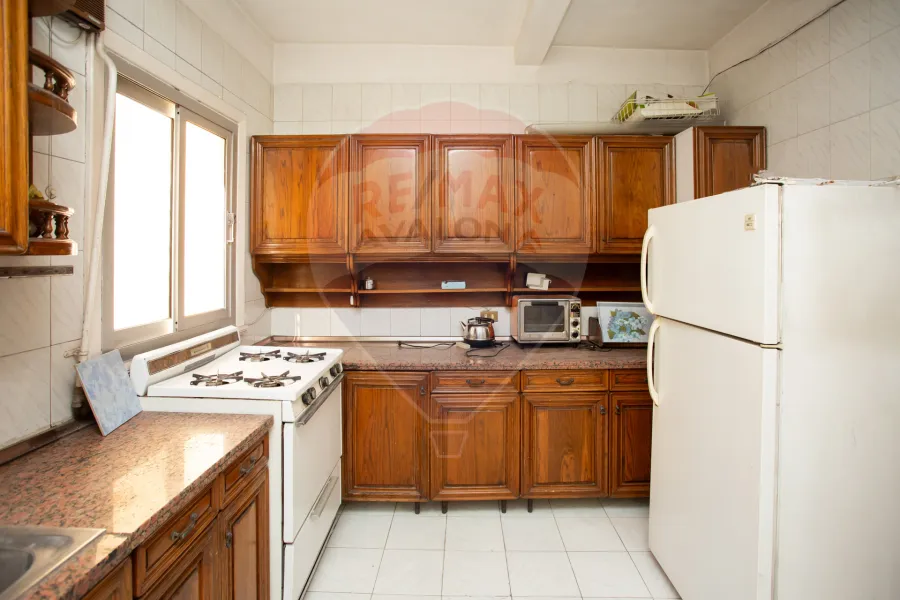 Apartment for sale 210 m Roushdy (Abu Qer St)