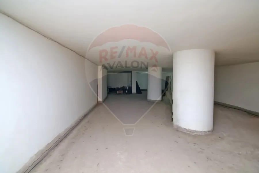 Commercial flat for sale 500 m Glem (Rasmy Pasha St.)