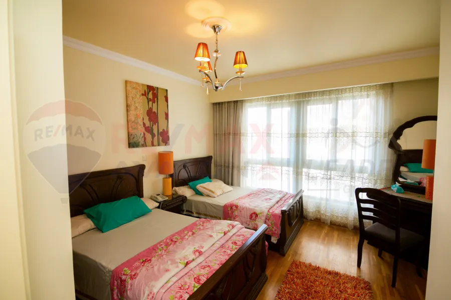 شقة للإيجار المفروش 136 م سان ستيفانو (الفورسيزون)