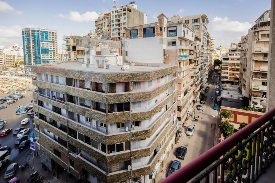 Apartment for sale 525 m Roushdy (directly on the sea)