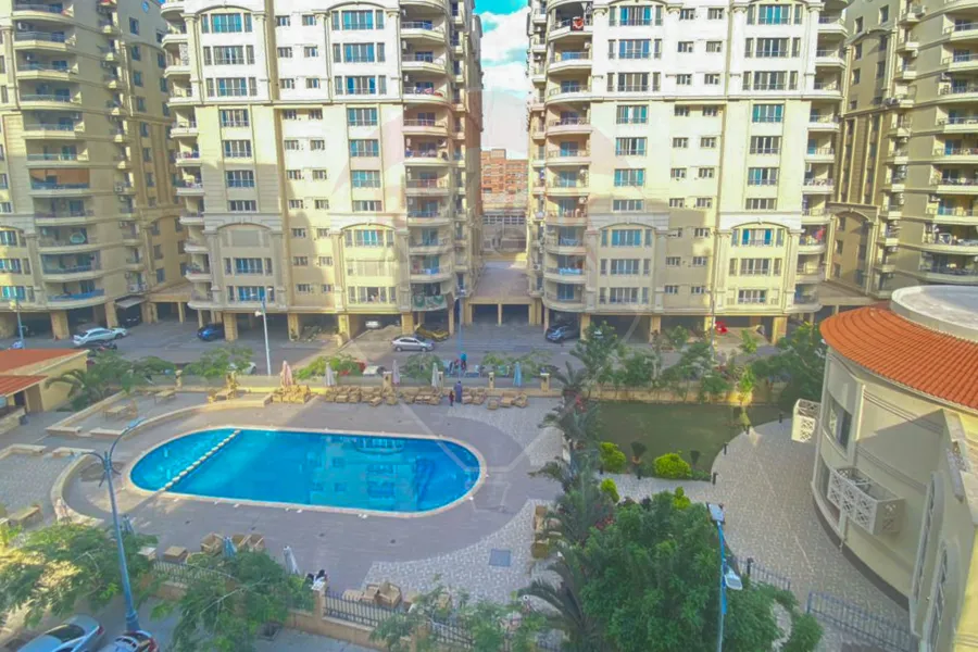 شقة للإيجار 243 م سموحة (كومباوند انطونيادس)