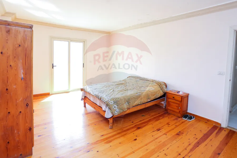 شقه للبيع 260 م لوران ( ش اسماعيل سيرهنك )