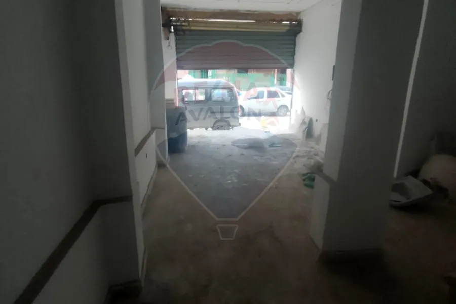 Shop for rent 60 m Fleming (Directly on the tram)