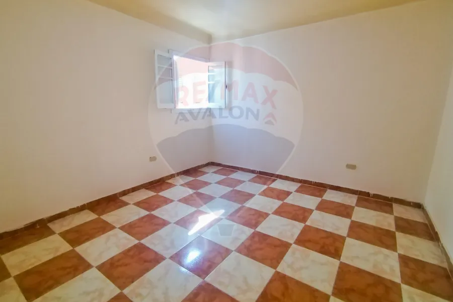 شقة للبيع 140 م سيدي بشر (خطوات من ش جمال عبد الناصر والعيسوي)