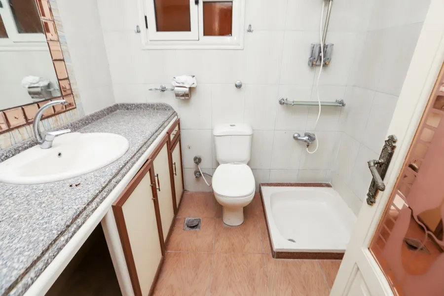 شقة للبيع 207 م سموحة (بجوار مركز الاسكندرية للعيون)