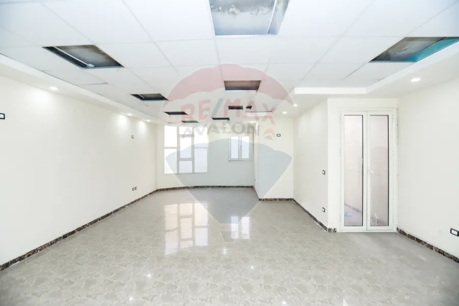 (مقر إدارى للإيجار 550 م وابور المياه (شارع جلال الدين الدسوقى