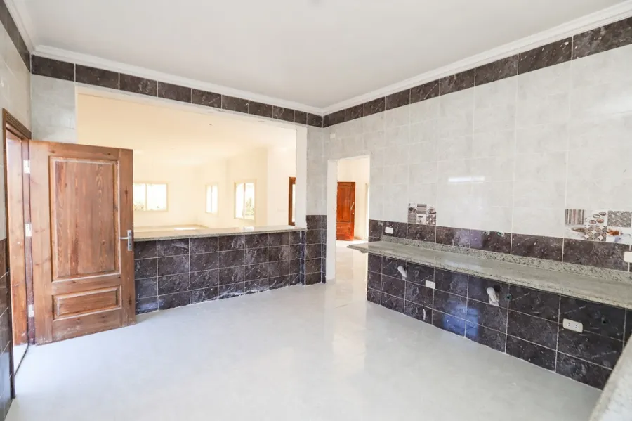 فيلا مسجلة للبيع 500م كينج مريوط (تقسيم القضاه)