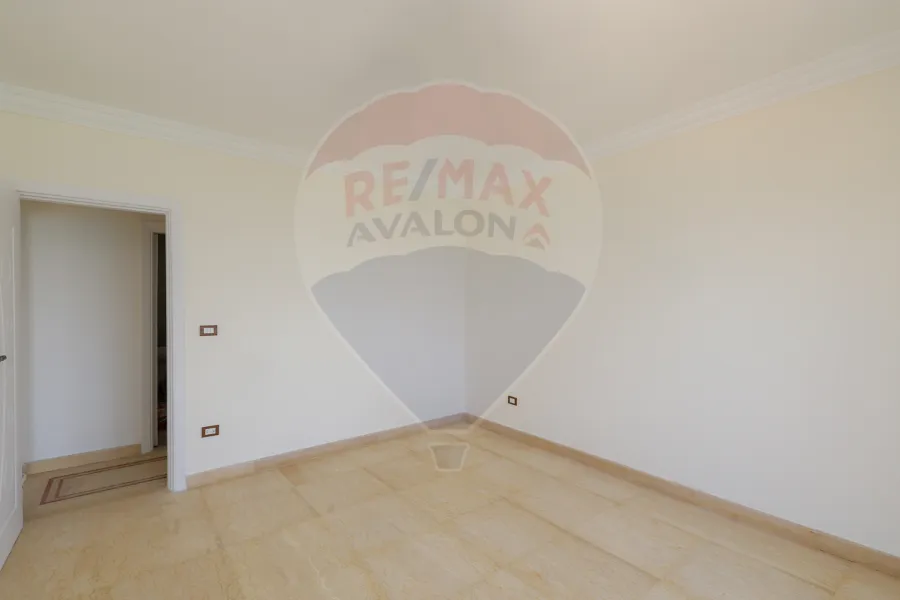 Apartment for sale 127 m Miami (Directly on the sea)