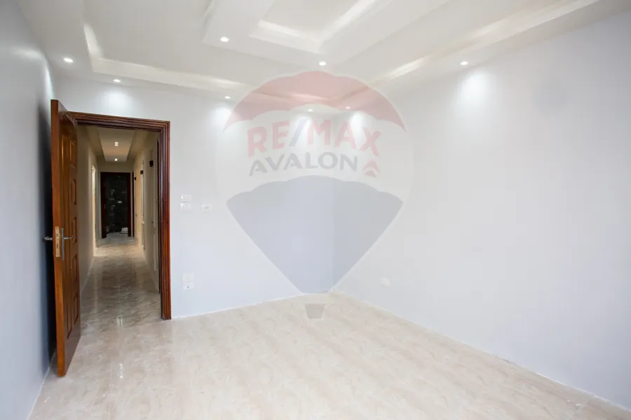 Apartment for sale 167 m Moharam Bek (Maamoun st.)