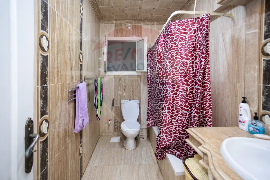 شقة للبيع 155 م جناكليس (ش مرتضي باشا)