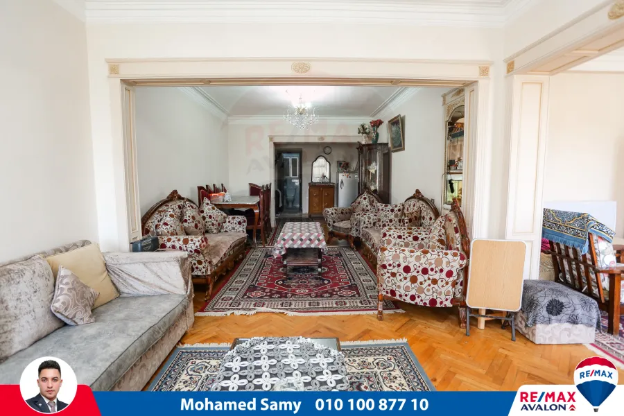 شقة بيع 170 م مصطفي كامل (علي الترام مباشرة)