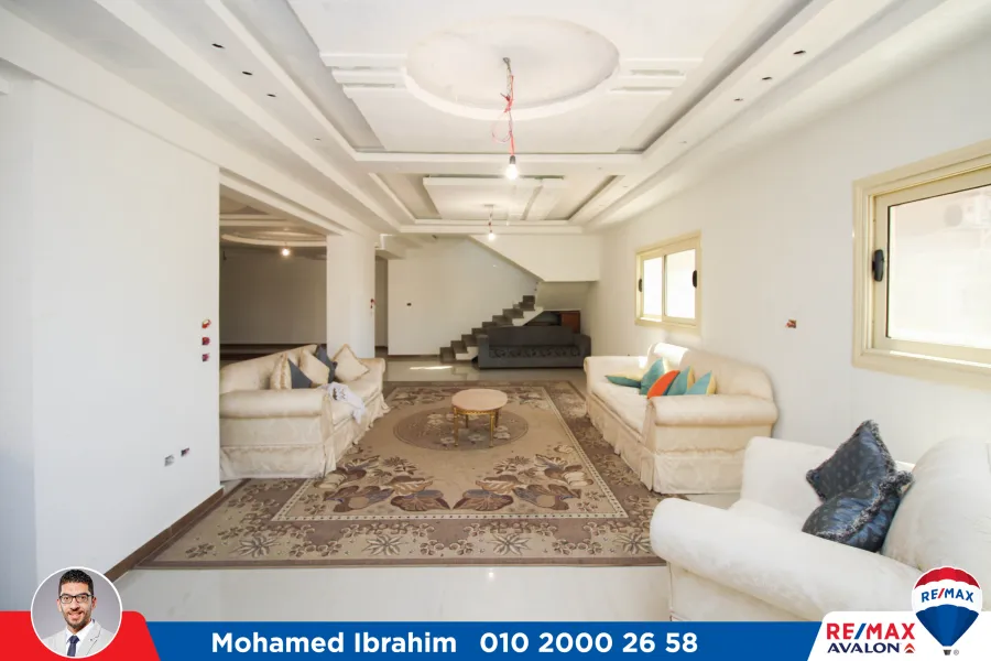 Duplex Apartment For Sale 650m Roushdy (Steps from Abd El-Hamed Abady St.)