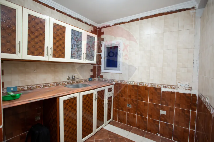 Apartment for rent 115 m Sidi Gaber (Steps from the sea and Al-Mosheer Street)