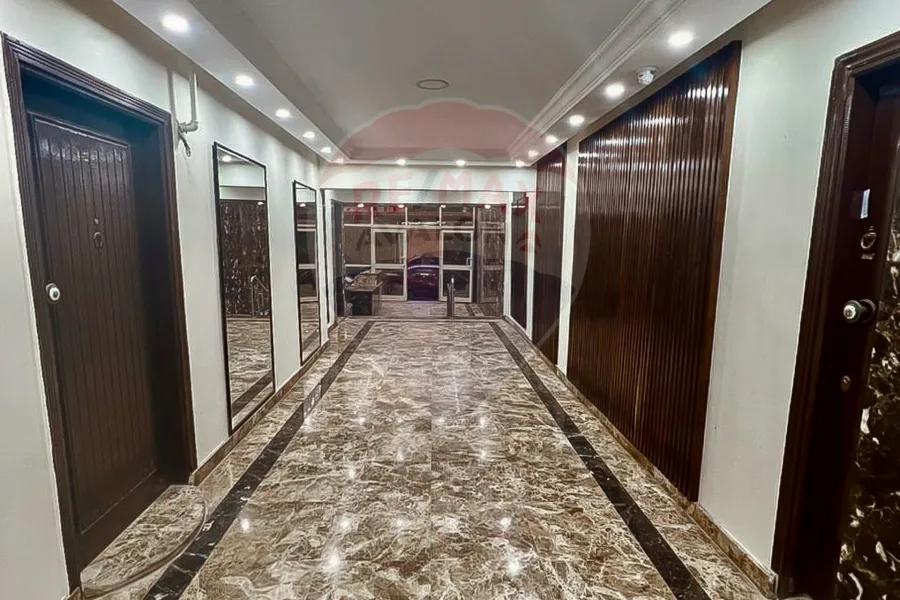 Apartment for sale 156 m Stanley (the third from the sea)