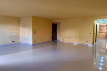 شقة للبيع 210 م كفر عبده (ش الإسماعيلية)