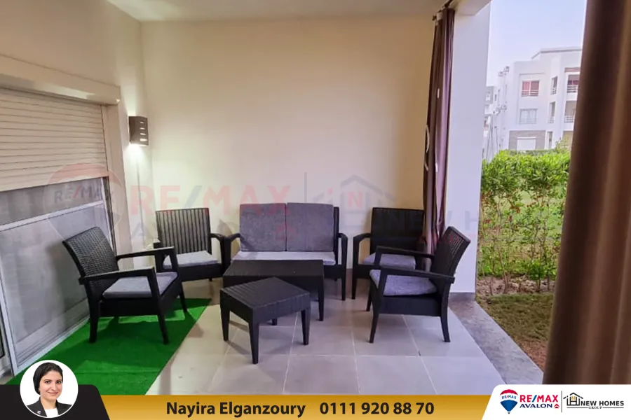 شاليه بحديقة للبيع 144 م الساحل الشمالي ( قرية امواج)